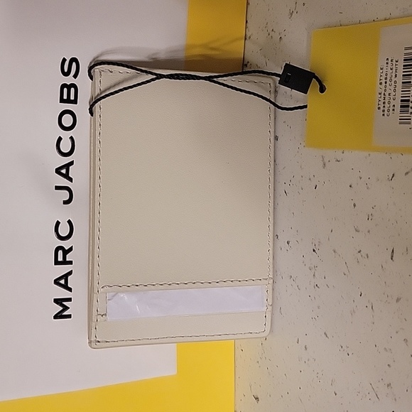 Mini Compact Wallet - Picture 2 of 3